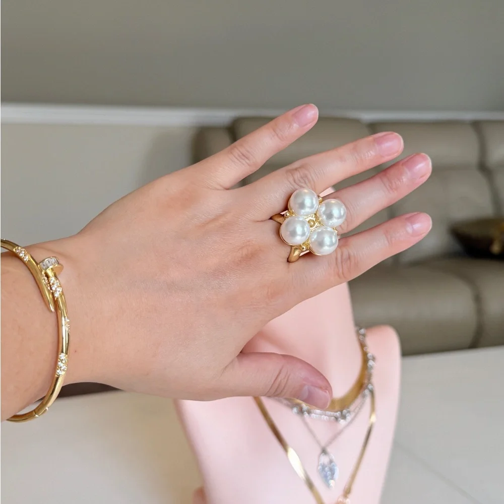 Elegant Gold Pearl Cluster Ring - White Pearls